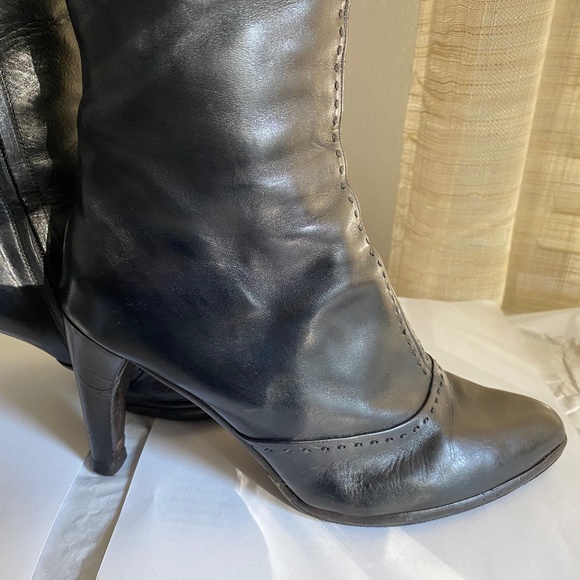 Louis Vuitton black leather zipper knee high boots heels 37.5 silver buckle 7.5 - Picture 5 of 15
